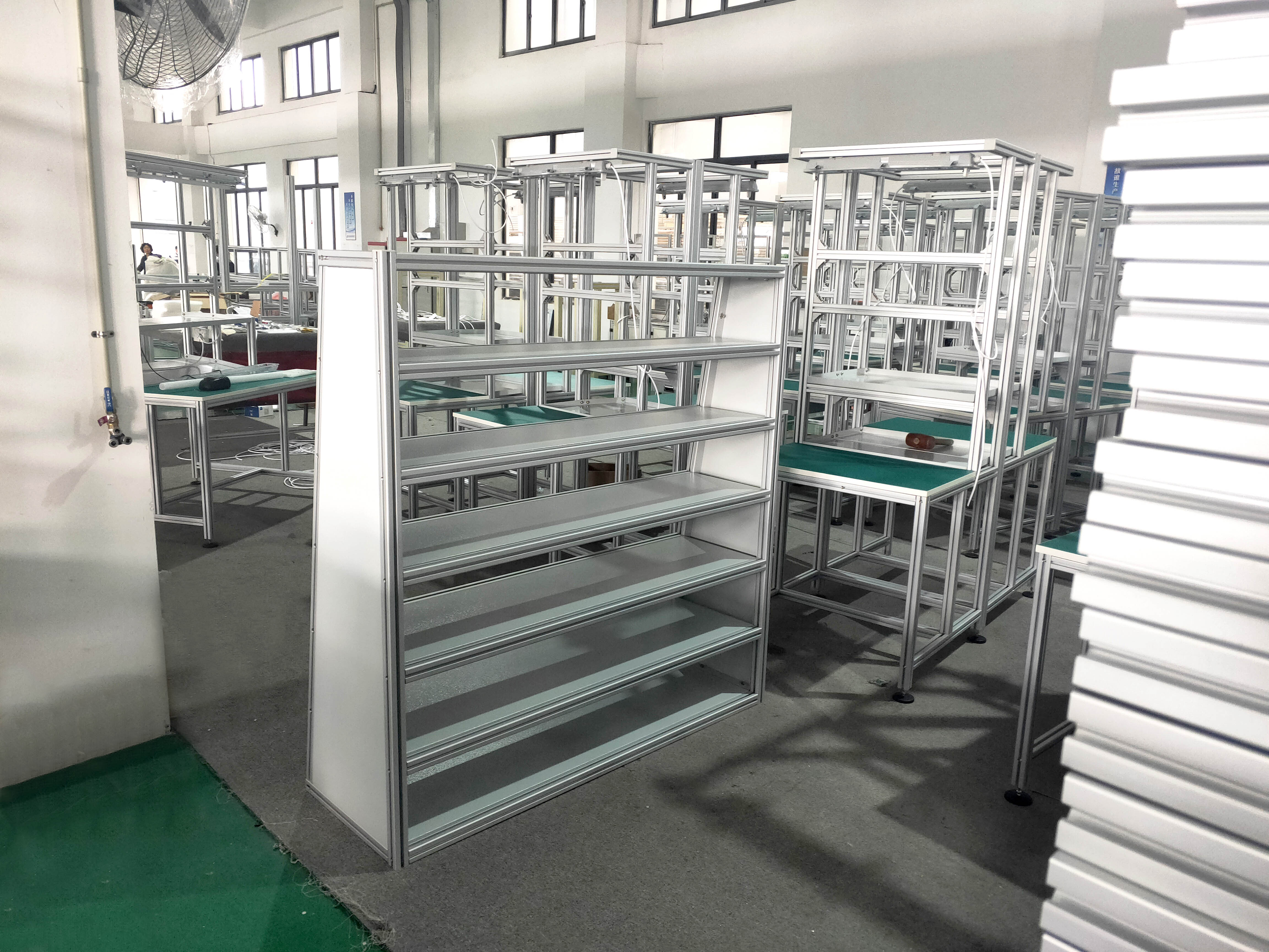 泰州鋁合金框架廠家，用8080型材搭建哪類框架？