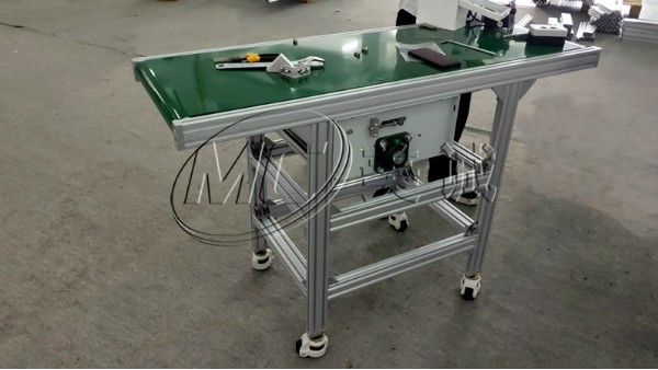 移動(dòng)式皮帶輸送機(jī) 移動(dòng)式皮帶輸送機(jī)