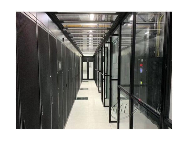 安全防護護欄，用鋁型材制作的好處