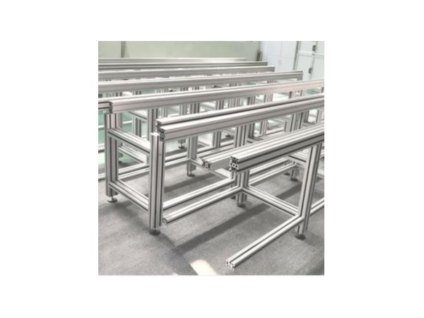 疫情當(dāng)前，口罩機(jī)流水線鋁型材生產(chǎn)刻不容緩